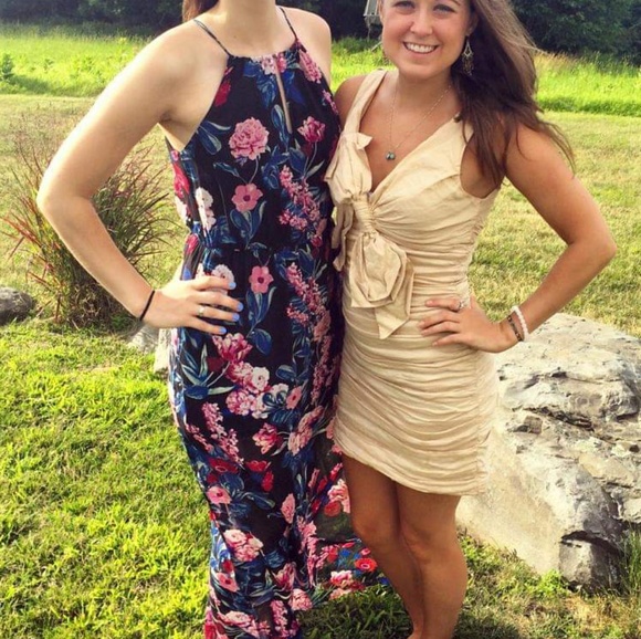 F21 Black floral maxi dress - Picture 7 of 7